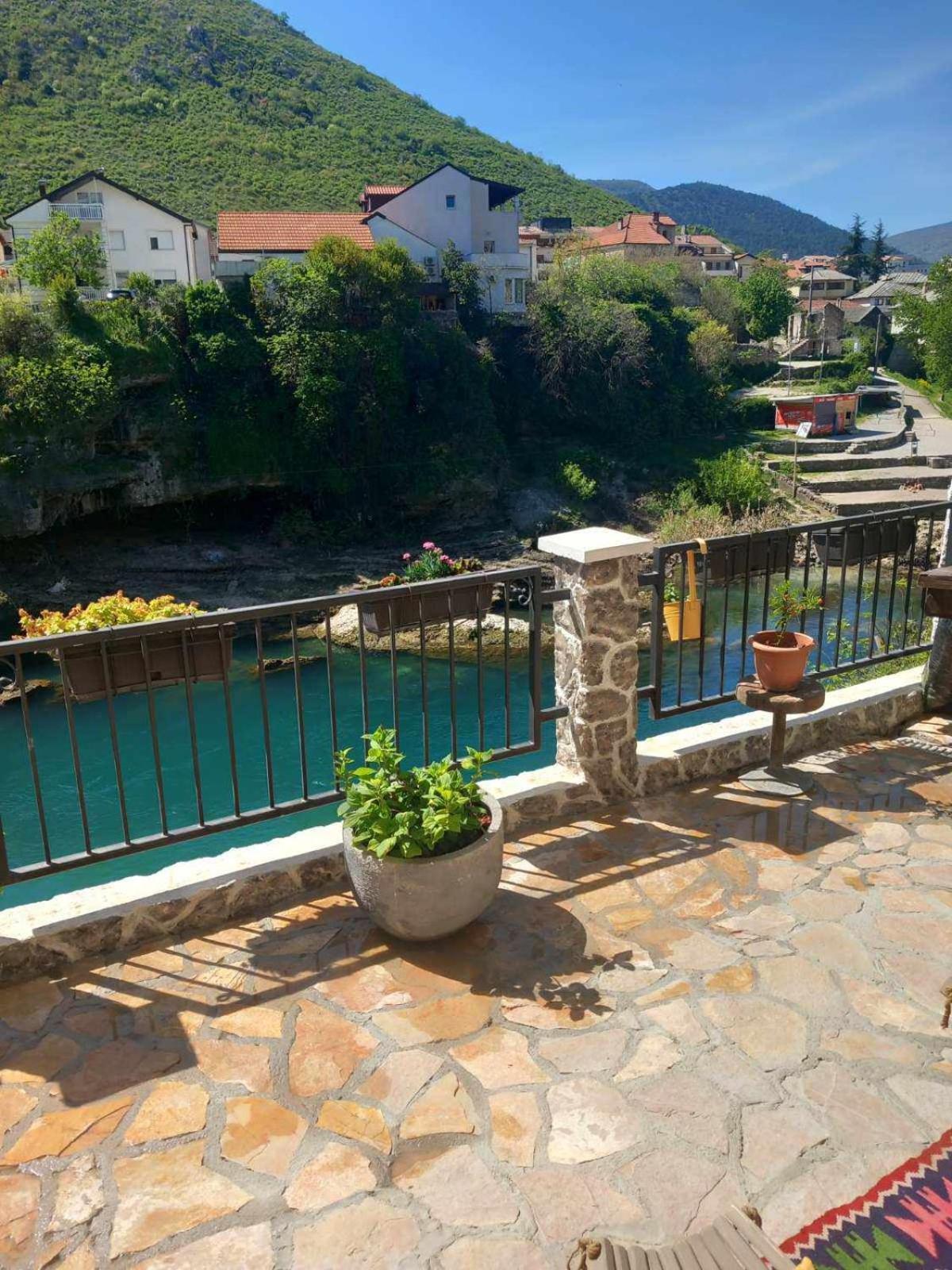 Apartman Flumen Mostar Esterno foto
